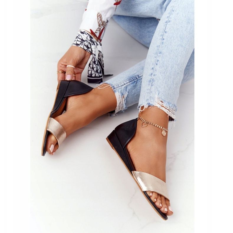 Maciejka bőr szandál 1971-46 Fekete és arany 1