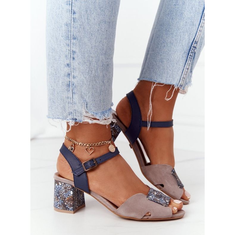 Bőr magas sarkú szandál Maciejka 04120-43 bézs-sötétkék 2