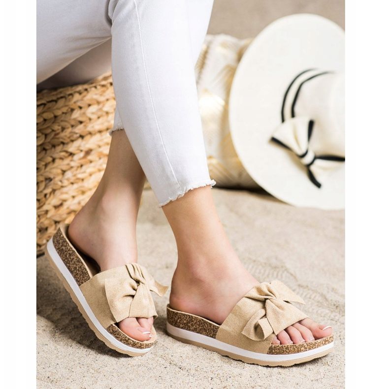 Evento Könnyű papucs a platformon bézs 2