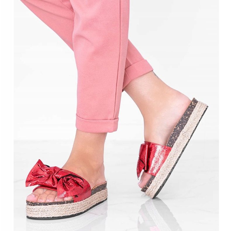 Columbia piros papucs íjjal 1