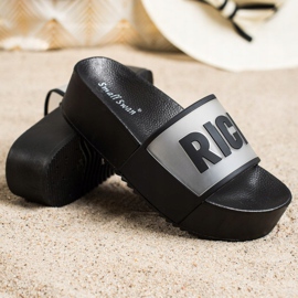 Small Swan Gazdag platformpapucs fekete 1