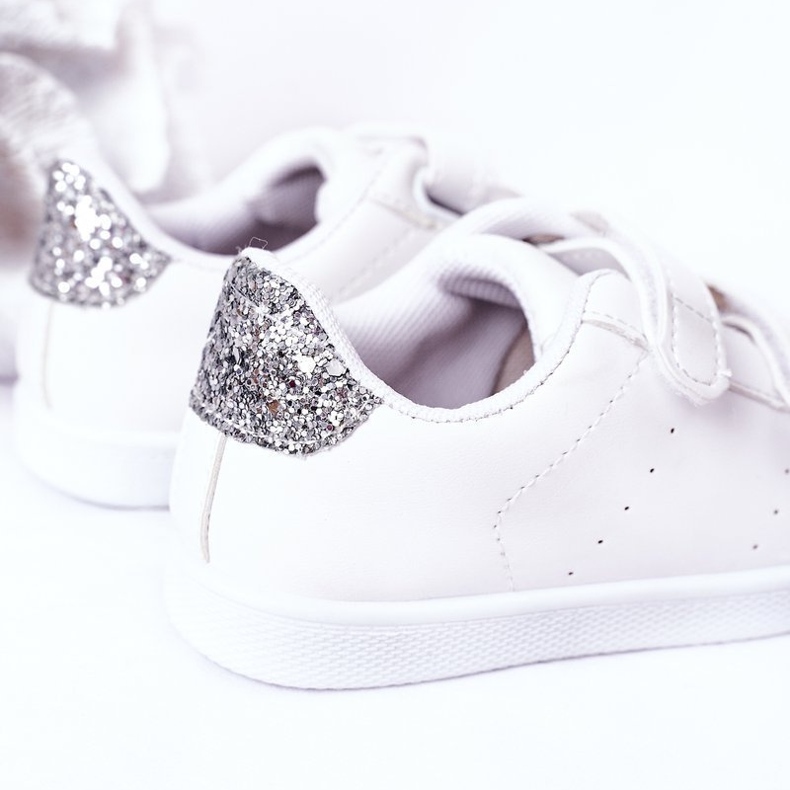 Gyermek cipők tépőzárral, fehér és ezüst aranyos lány 1