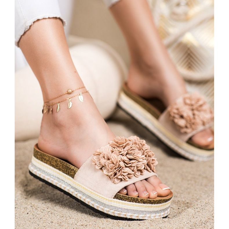 SHELOVET Papucs a Platón Dísz bézs 1