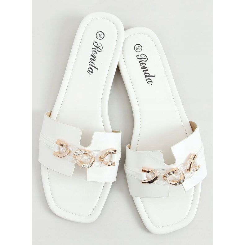 Papucs dekoratív lánccal fehér 35-230 Fehér 1