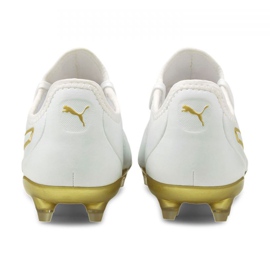Puma King Pro M Fg 09 futballcipő fehér fehér 1