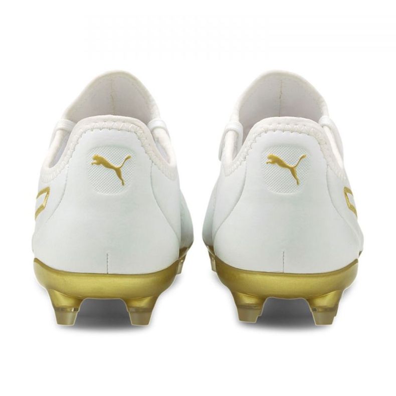 Puma King Pro M Fg 09 futballcipő fehér fehér 1