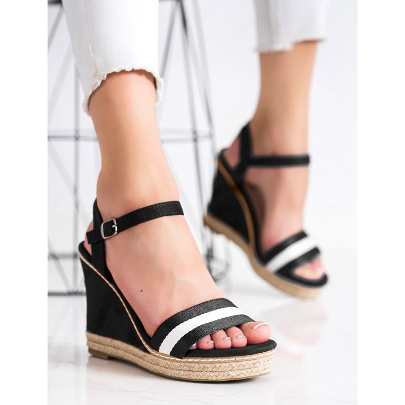 Kayla Magas sarkú szandál fekete 1