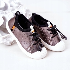 Gyerek ezüst csúszós játszótéri cipők fekete szürke 2