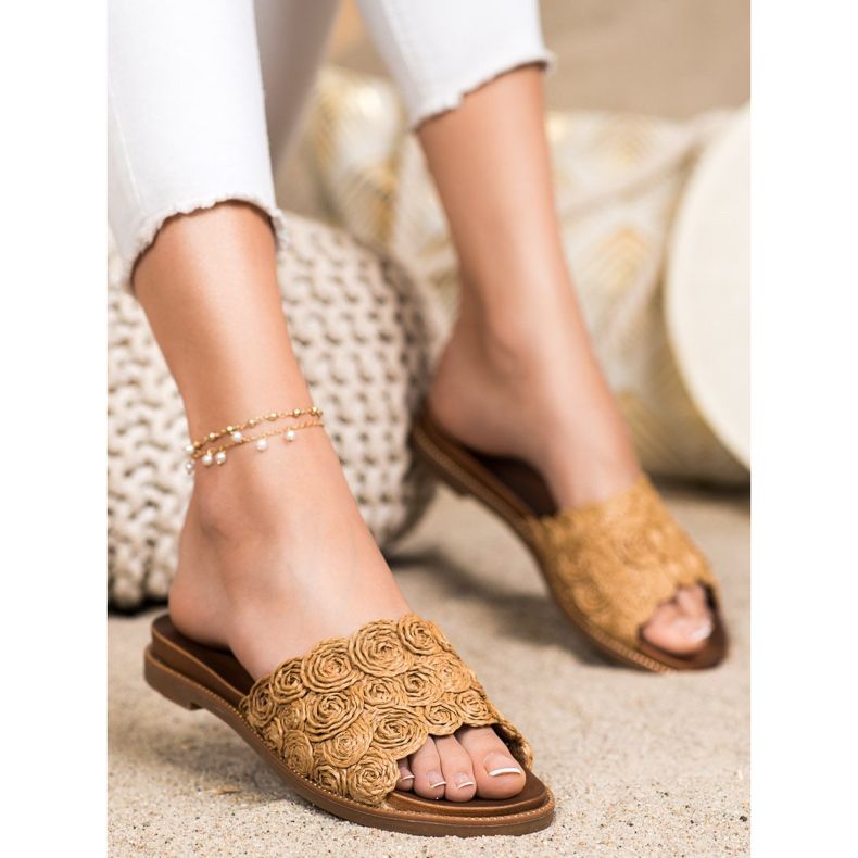 SHELOVET Barna fonott papucs 1