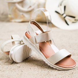 Best Shoes Divatos csúszós szandál aranysárga 1