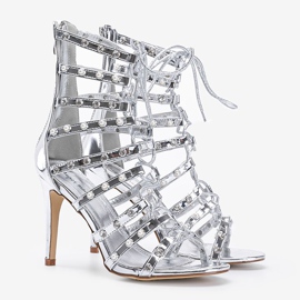 Ezüst szandál a The Twist stiletto -n 1