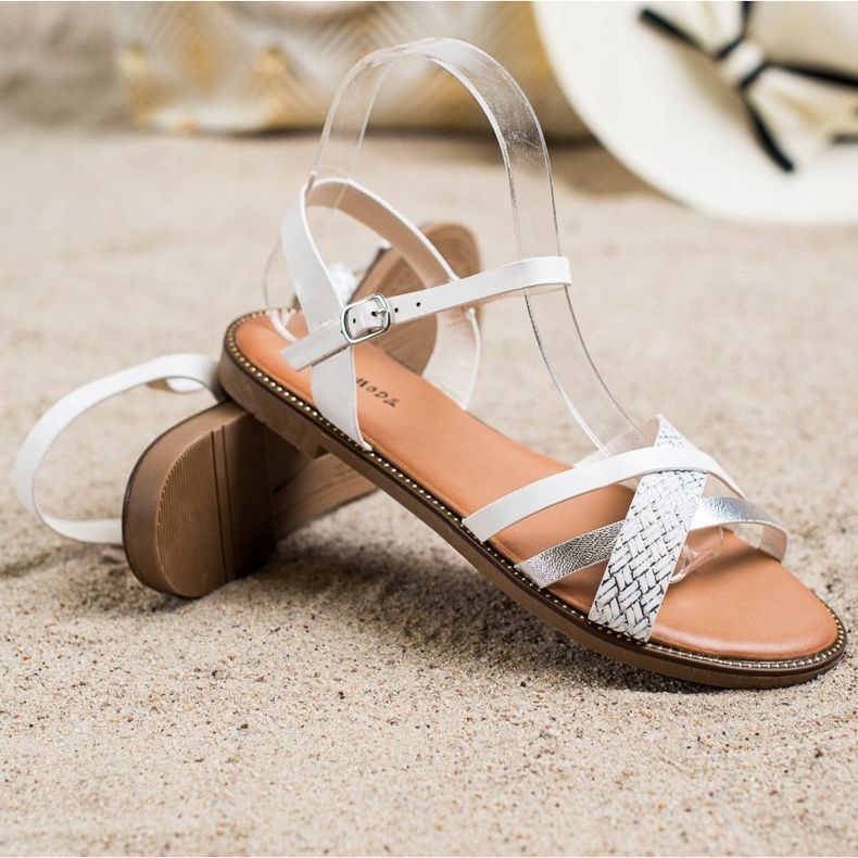 Laura Mode Alkalmi szandál fehér 1