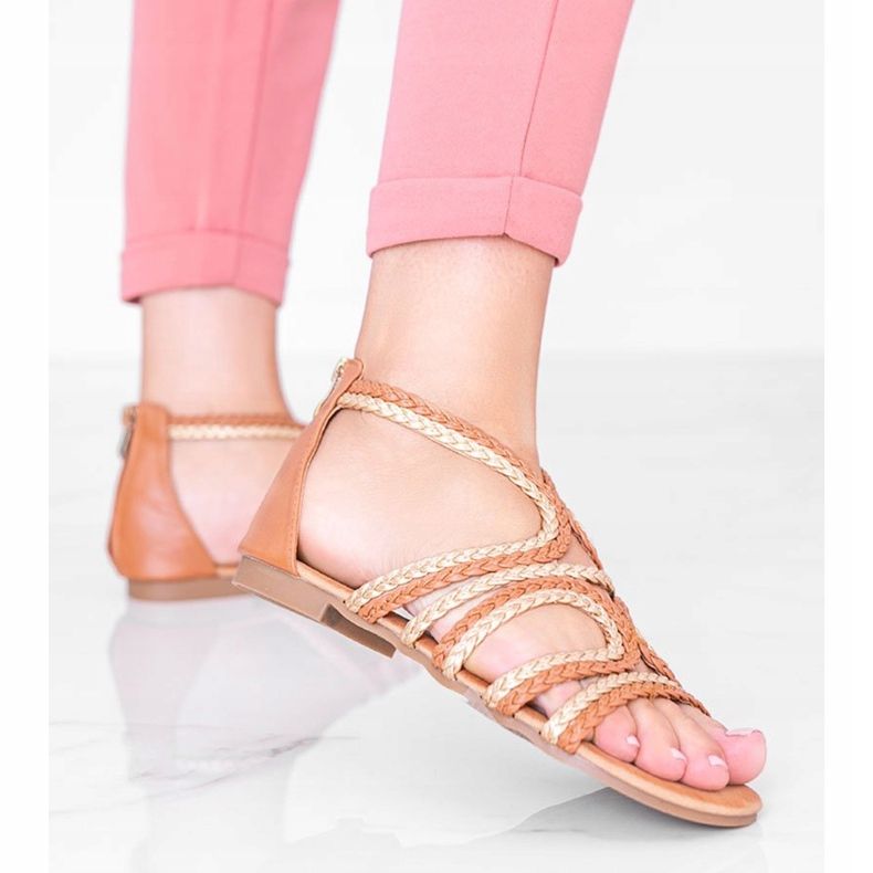 Velvet Night tevés női szandál barna aranysárga 1