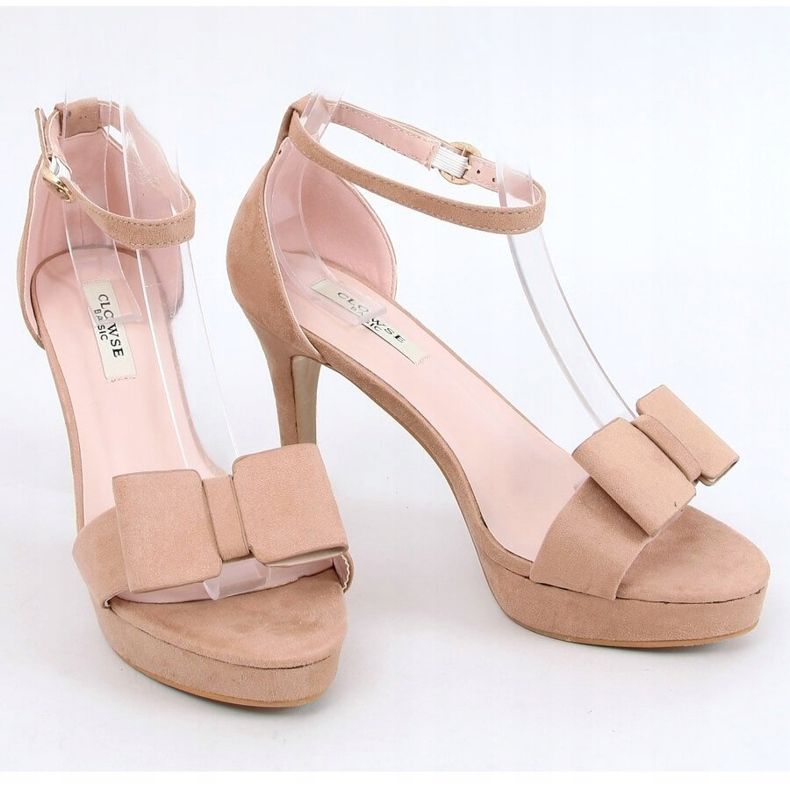 Szandál a bézs 9R32 Khaki platformon 1