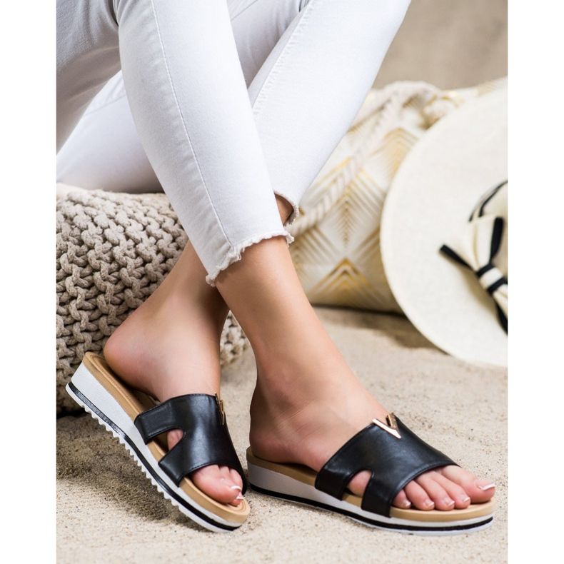 Groto Gogo Klasszikus, kényelmes papucs fekete 2