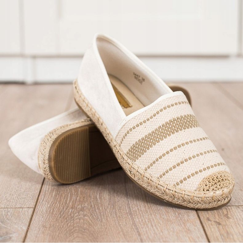 Ideal Shoes Espadrilles Mintával bézs 1