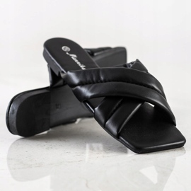 Mannika Kényelmes Eco bőr papucs fekete 1