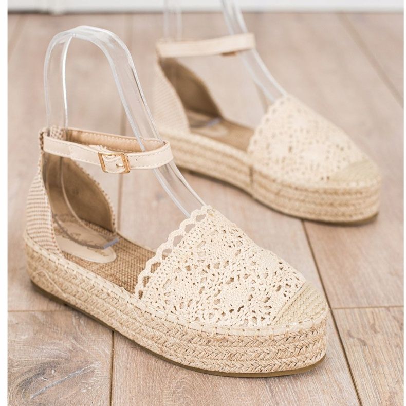 Sixth Sense Espadrilles csipkebetéttel bézs 1