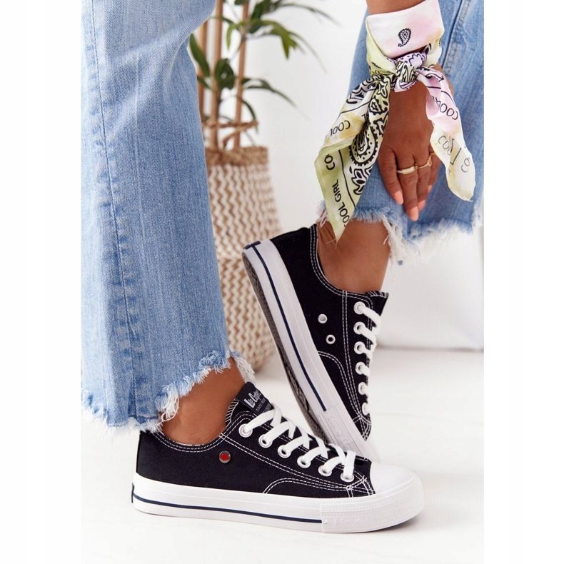 Lee Cooper LCW-21-31-0097L fekete női cipők fehér 2