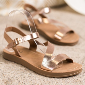 Cm Paris Alkalmi szandál Eco bőrrel aranysárga 1