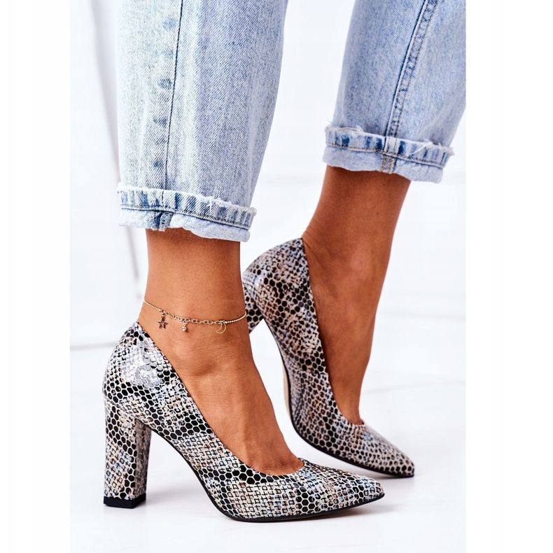 Lewski Shoes Bőr szivattyúk állatmintás Lewski cipő 2453 fekete-kék 2