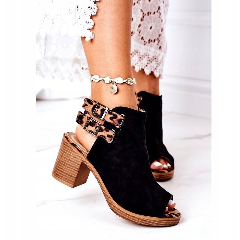 Velúr szandál egy bárban Lu Boo Black Leopard barna fekete 2