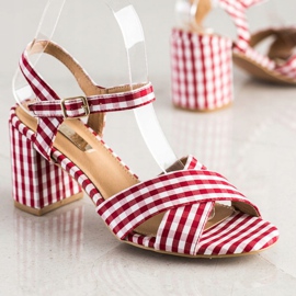 SHELOVET Divatos kockás szandál piros 1