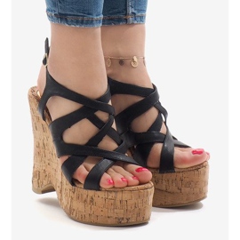 Fekete ék szandál 10193 1