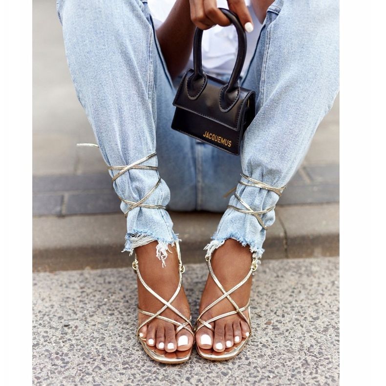 PS1 Kötött szandál egy magas sarkú, négyszögletes orrú arany kifutópályával aranysárga 3