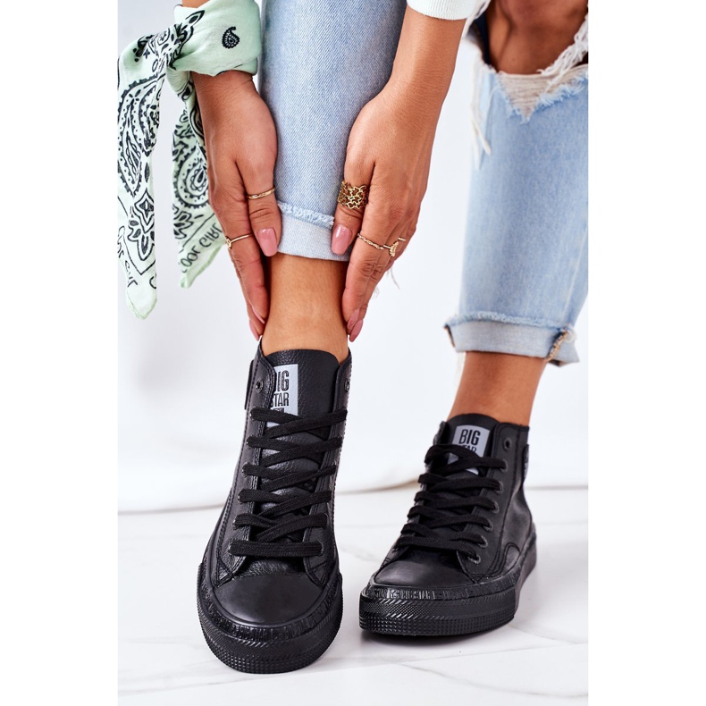 Női bőr magas tornacipő Big Star GG274015 fekete 2