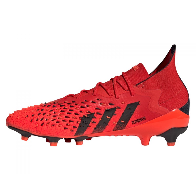 Adidas Predator Freak.1 Ag M FY6253 futballcipő piros piros 1