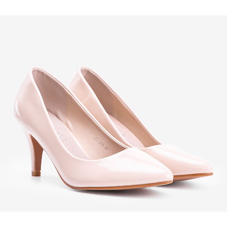 Bézs színű pumpák a Faith tűsarkún 1