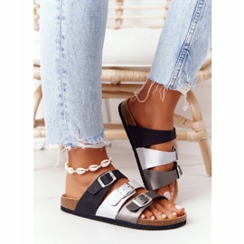 Bőr profilú papucs Big Star HH274588 fekete és ezüst 4