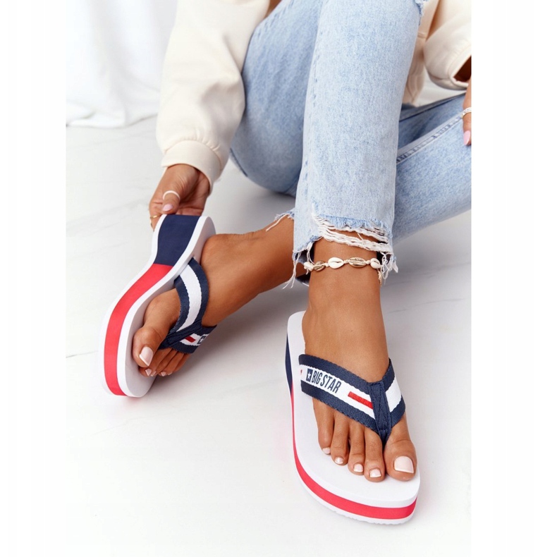 Női papucs az égen Big Star HH274A093 Fehér sötétkék 3