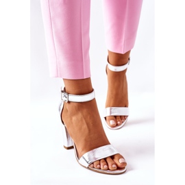 Klasszikus bőr szandál egy bárban Laura Messi 1760 ezüst 1