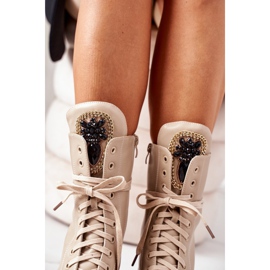 PS1 Meleg dolgozók bézs Hadley kövekkel 1