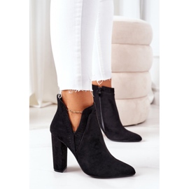 PS1 Fekete Sally meleg csizma egy poszton 1