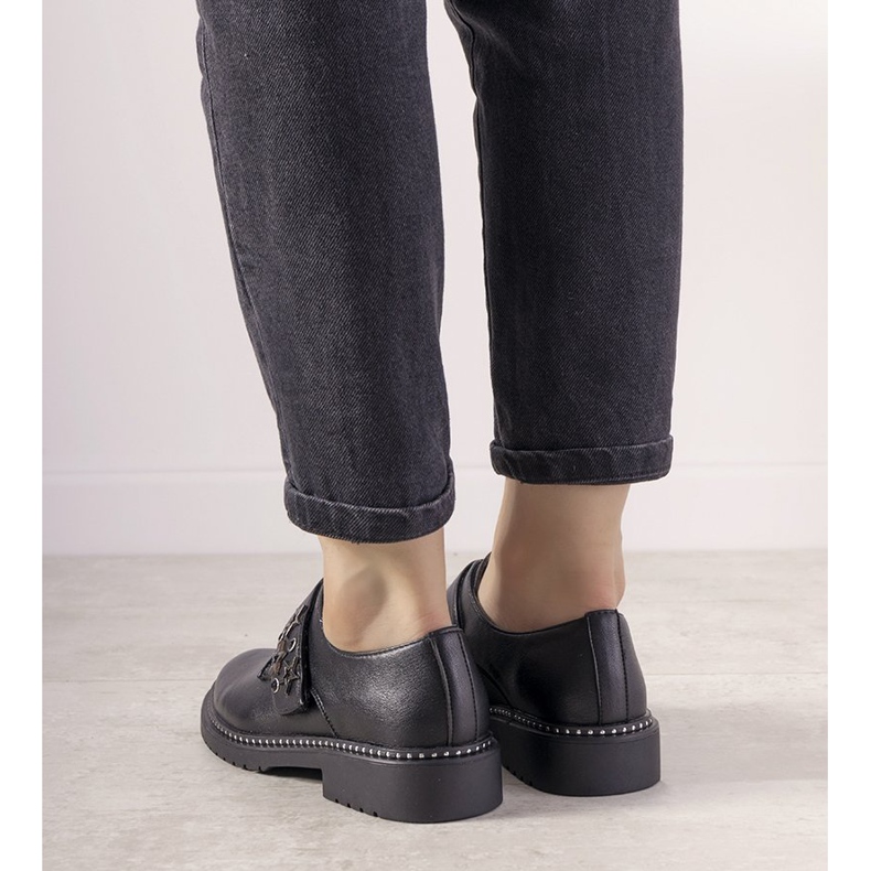 Felcsúsztatható ezüst cipő GF-FD9 csapokkal fekete 2