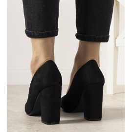 Fekete szivattyúk a Selva oszlopon 1