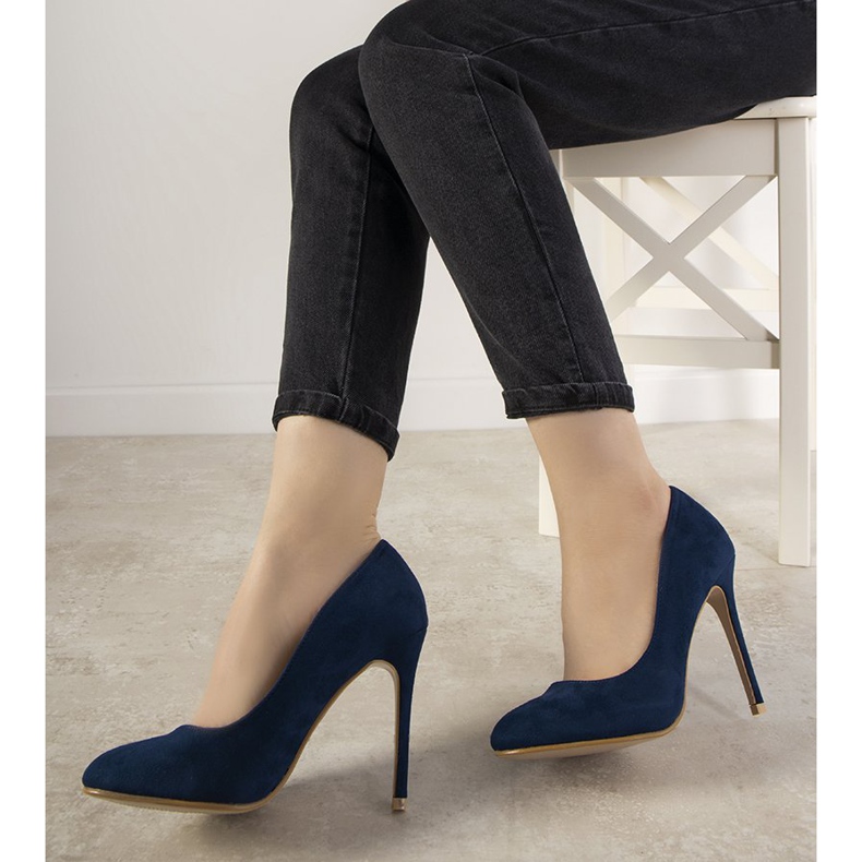 Navy blue szivattyúk a Dermeno sarkán kék 1