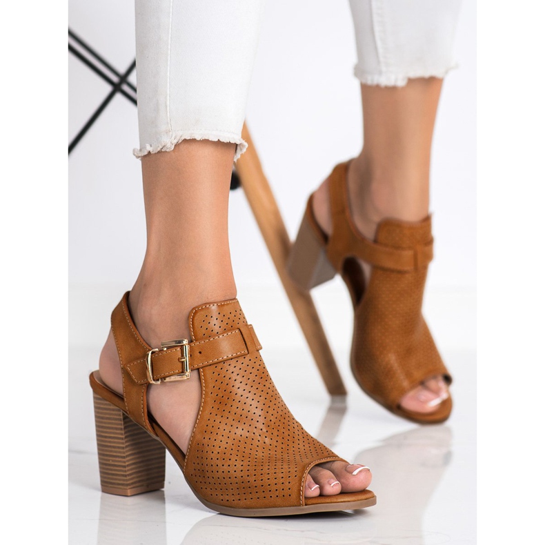 Renda Épített szandál Eco bőrrel barna 2