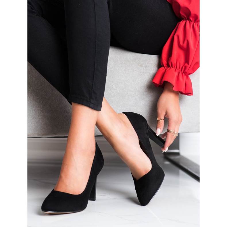 Sabatina Klasszikus magas sarkú szivattyúk fekete 1