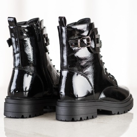 S. BARSKI Lakkozott munkások lánccal S.BARSKI fekete 1