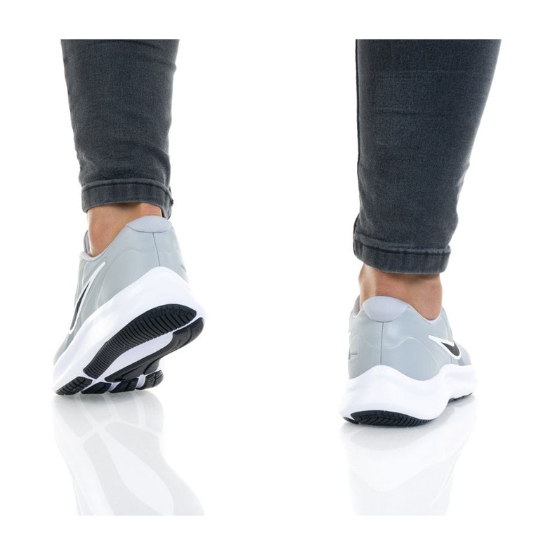 Nike Star Runner 3 (GS) W DA2776-005 cipő szürke 2