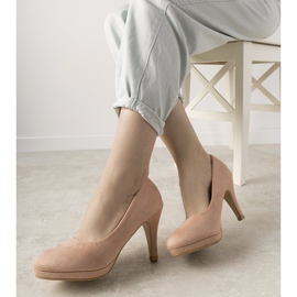 Rózsaszín szivattyúk Marino tűsarkún 1