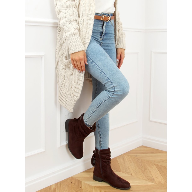 Lapos csizma barna bojttal B0-330 Barna 2