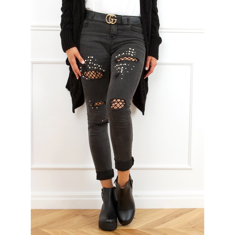 Fekete csizma vastag talppal 9B1053 Fekete 1