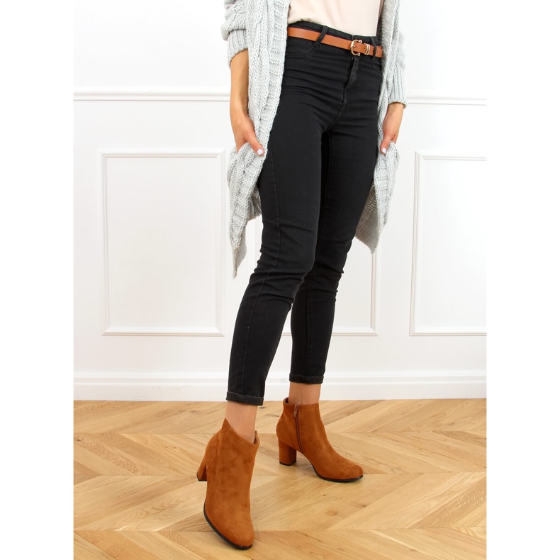 Klasszikus magassarkú teve E2165 Teve barna 2 Klasszikus magassarkú teve E2165 Teve barna 2