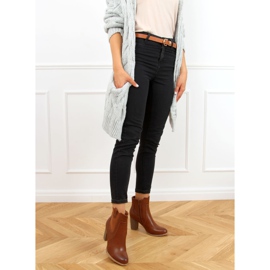 Barna magassarkú 3654 Teve 2