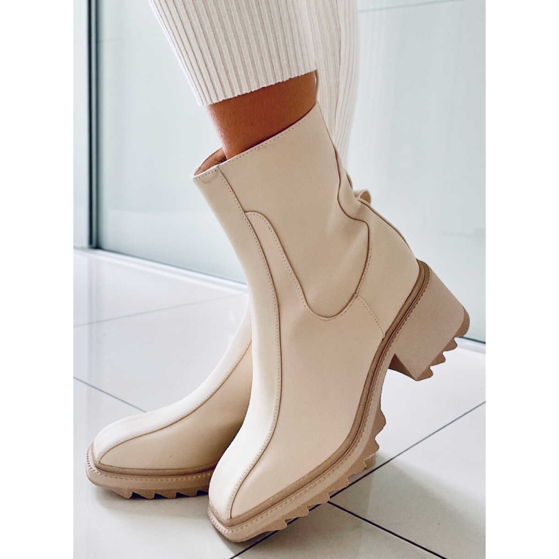 Krém női csizma QT33P Bézs 1